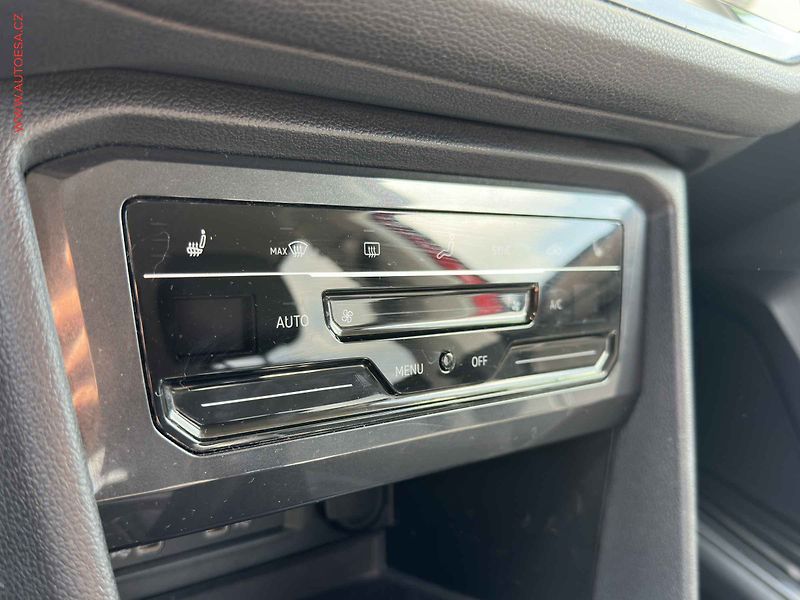 Volkswagen Tiguan Allspace (2022) 1.5 TSi, 1.maj,ČR, Life - fotka 15 z 18