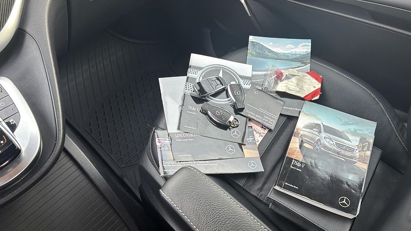 Mercedes-Benz Třídy V 4MATIC AMG BURM.CZ 7míst závěs - fotka 20 z 37
