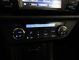 Toyota Corolla (2013) 1.4 D-4D, Park. senzory - náhled 10