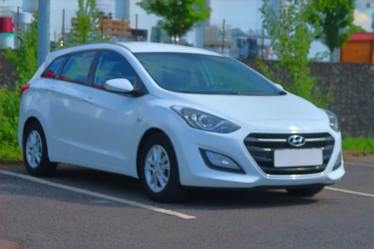 Hyundai i30 1.6 MPI, ČR,1.maj, Serv.kniha