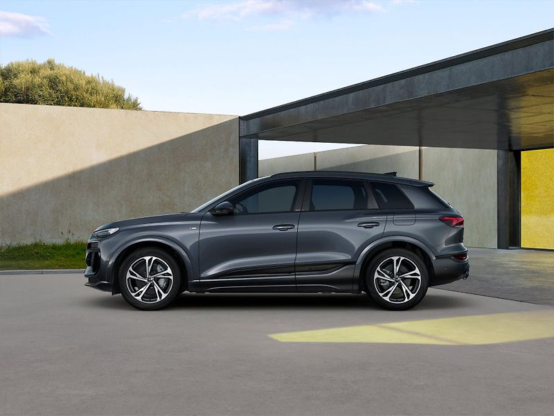Audi Q6 e-tron S line - fotka 2 z 9