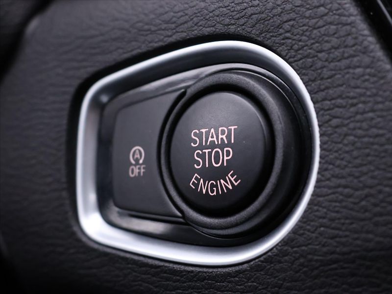 BMW X1 2,0 Xdrive 18d Sport - fotka 23 z 40