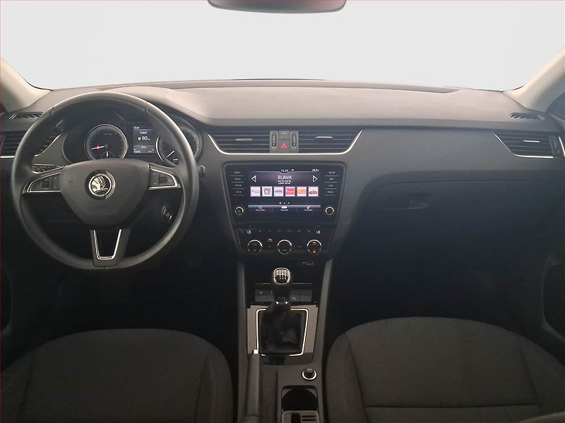 Škoda Octavia (2019) Style 1.5 TSI, Serv.kniha - fotka 8 z 25