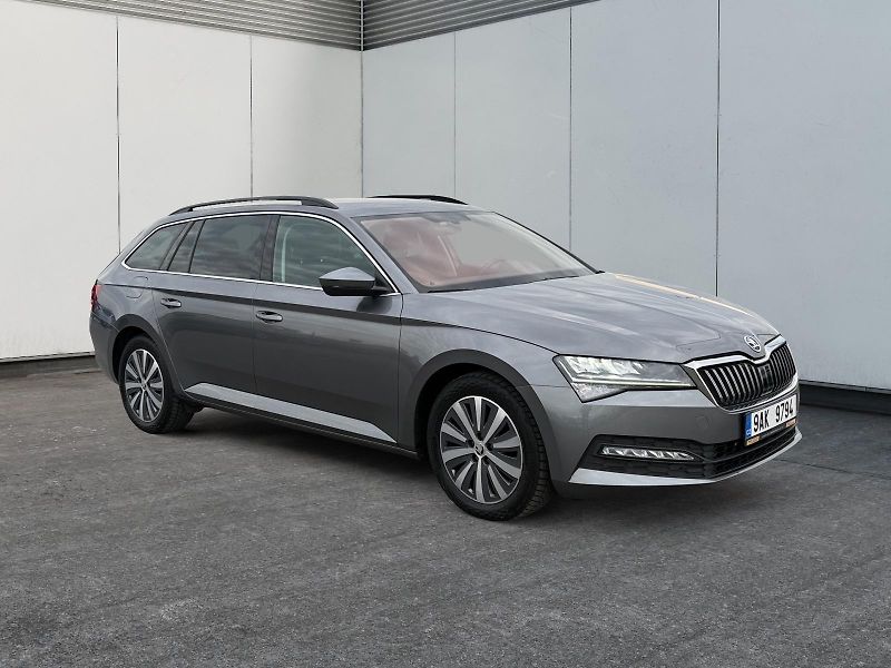 Škoda Superb (2022) AMBITION 2.0TDI 110kW CZ DPH - fotka 3 z 11