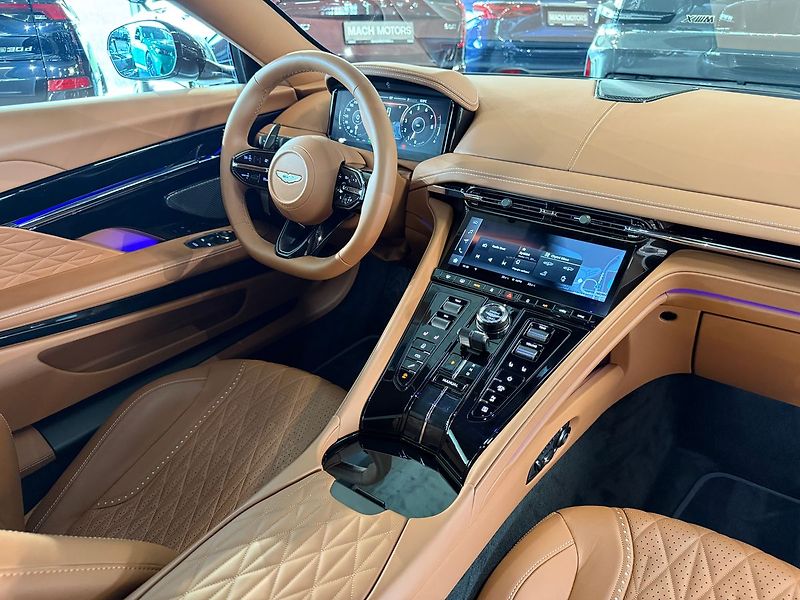 Aston Martin DB12 MY25, V8, 500 kW, Ventilace - fotka 31 z 32