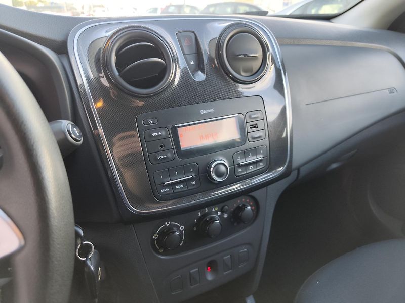 Dacia Logan 1.MAJITEL, KOUPENO V ČR - fotka 13 z 23