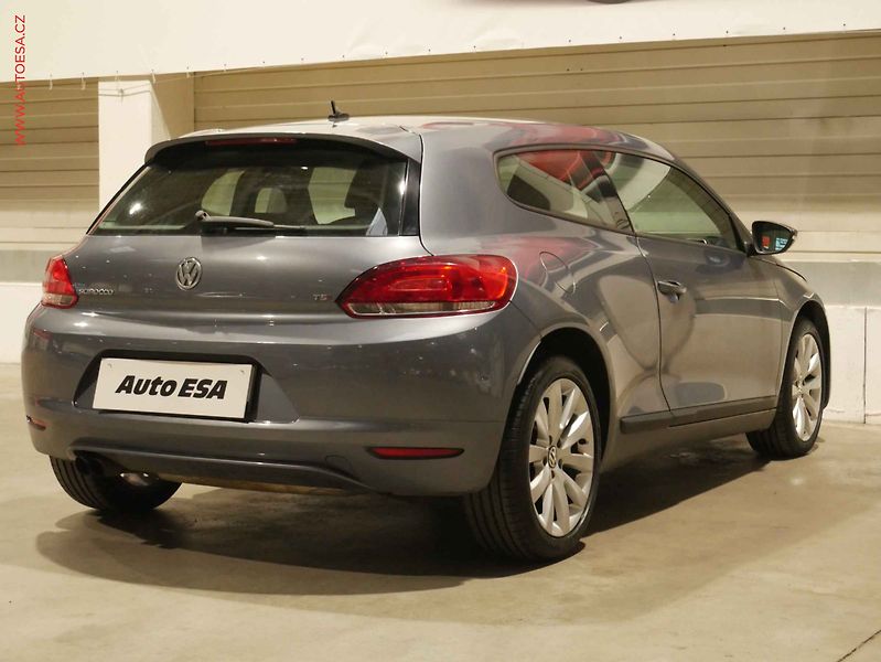 Volkswagen Scirocco (2009) 1.4 TSI, 2.maj, Klima - fotka 6 z 16