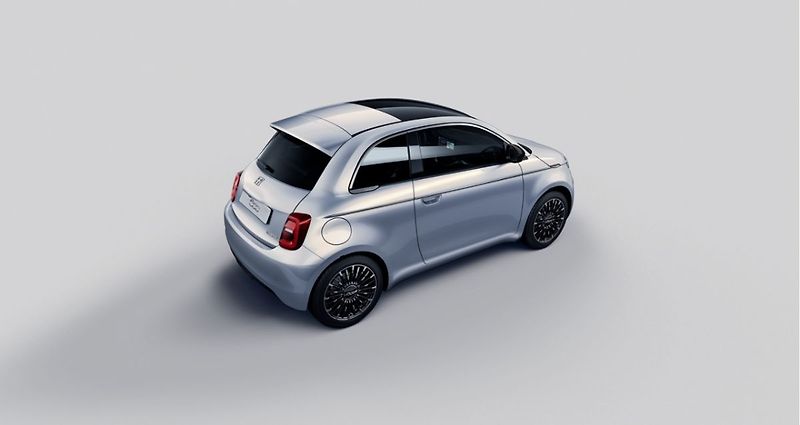 Fiat 500 (2026) La Prima Hybrid 1.0 BSG - fotka 3 z 5