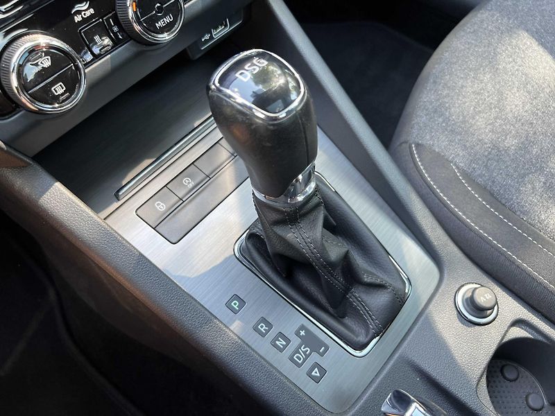 Škoda Octavia FL 1.6 TDi 85 kW TOP STAV - fotka 14 z 20