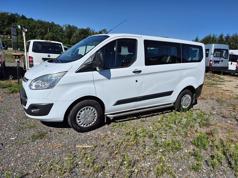 Ford Transit Custom (2014) 2.2 Tdci 9 míst  - fotka 5 z 22