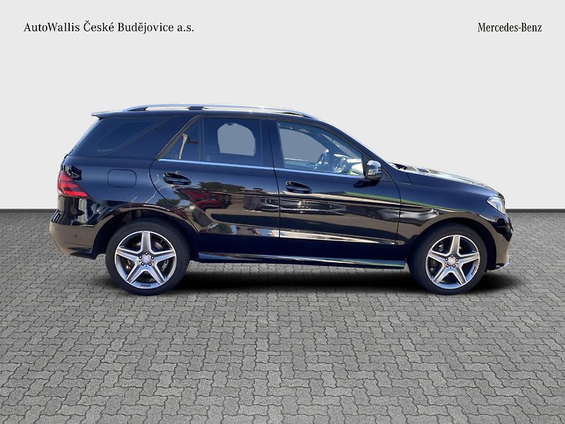 Mercedes-Benz GLE 250d 4M AMG - fotka 6 z 27