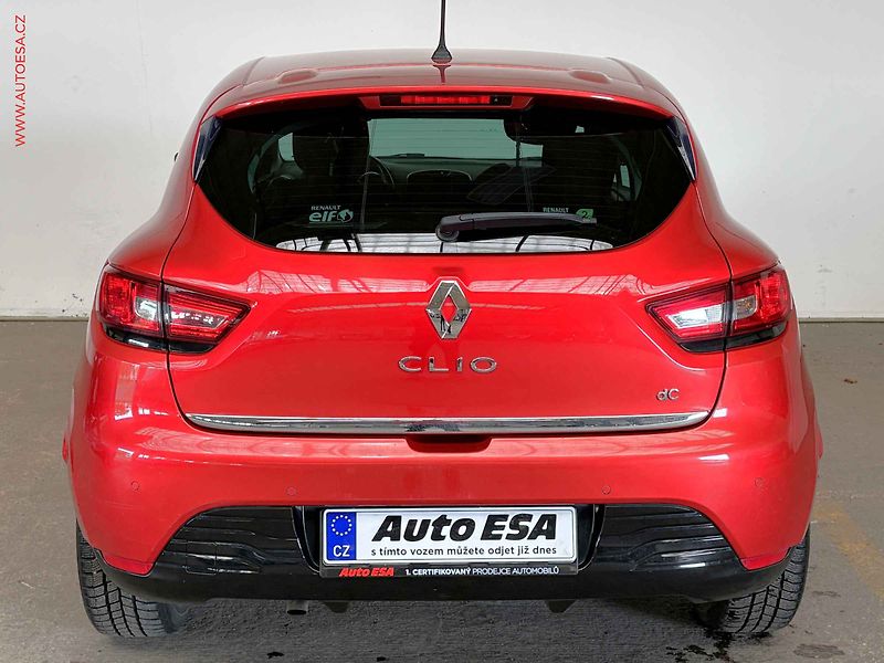 Renault Clio (2015) 1.5dCi, 2.maj,ČR, STK2/28, AC - fotka 5 z 15