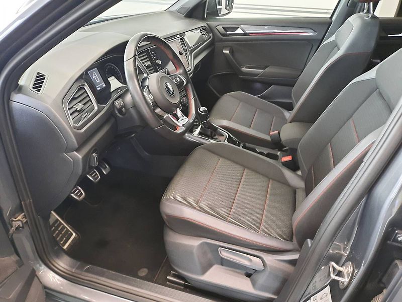 Volkswagen T-Roc (2022) Sport 1.5 TSI (110kW/150k) - fotka 7 z 21