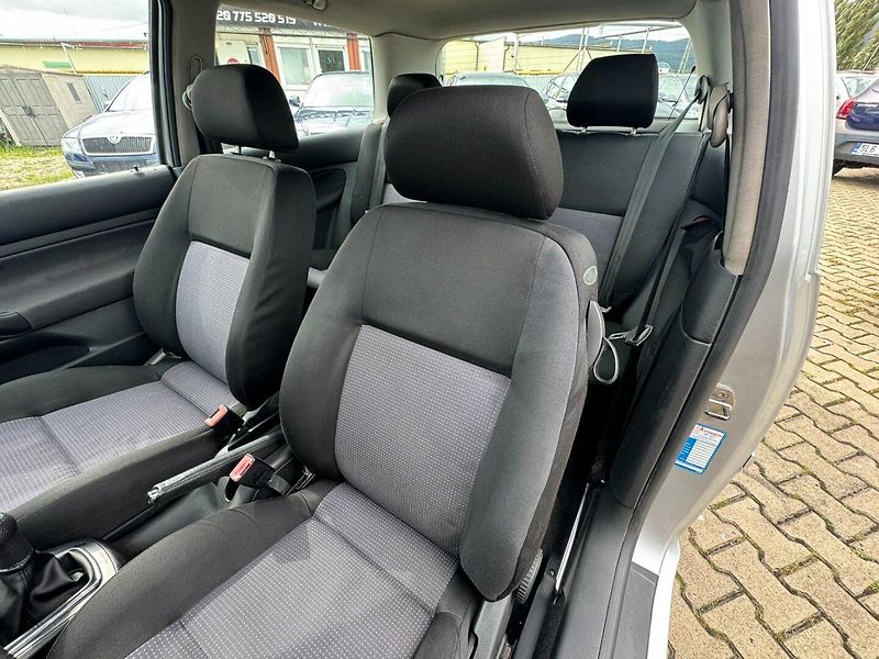 Volkswagen Golf (2003) 1,9 TDI 96 KW STK BRZDY - fotka 24 z 43