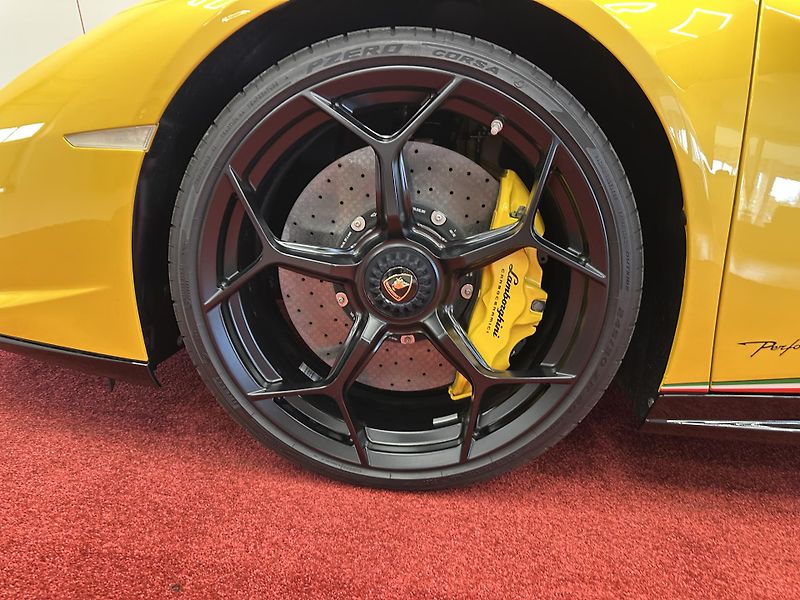 Lamborghini Huracán (2019) Performante Spyder*TOP SPEC - fotka 15 z 15