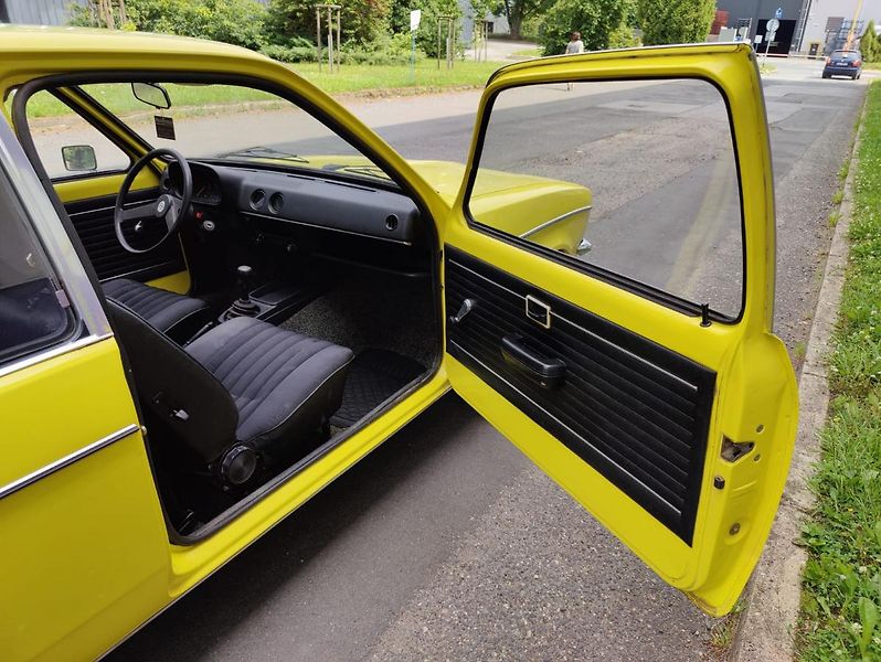 Opel Kadett - C  původní stav - fotka 13 z 20
