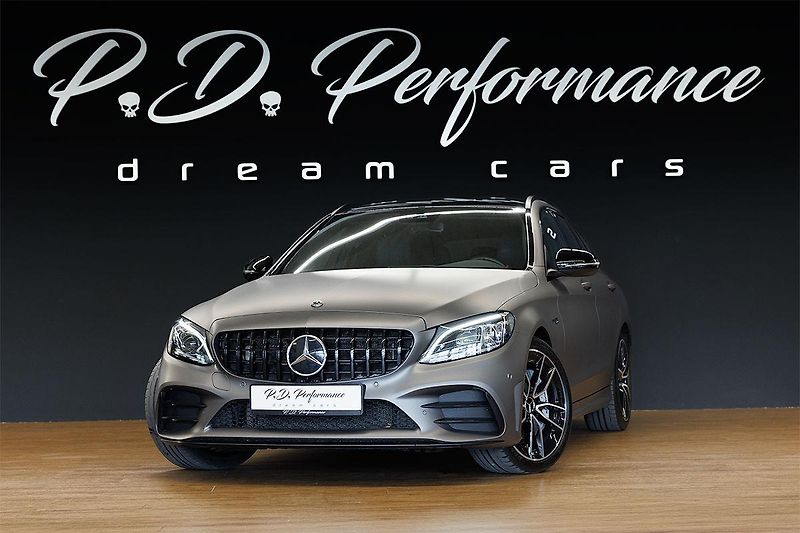 Mercedes-Benz Třídy C (2019) C43 AMG V6 Biturbo 4Matic - fotka 2 z 44