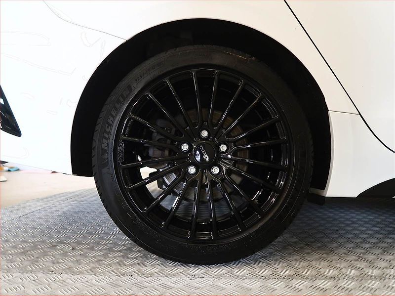 Kia Pro_Ceed (2022) 1.5 T-GDI - fotka 15 z 19