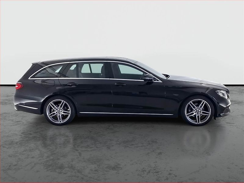 Mercedes-Benz Třídy E (2018) E 200 - fotka 6 z 23