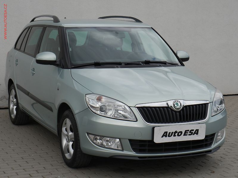 Škoda Fabia (2012) 1.2 TSi, Family, +kola - fotografie inzerátu