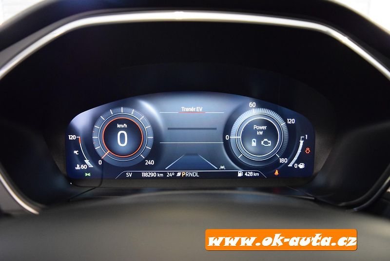 Ford Kuga 2.5 HYBRID TITANIUM 2023  - fotka 56 z 60