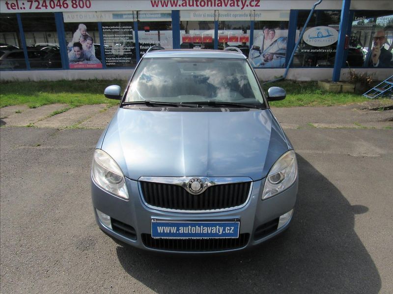 Škoda Fabia 1,9 TDi 77kW Combi Sport - fotka 2 z 32
