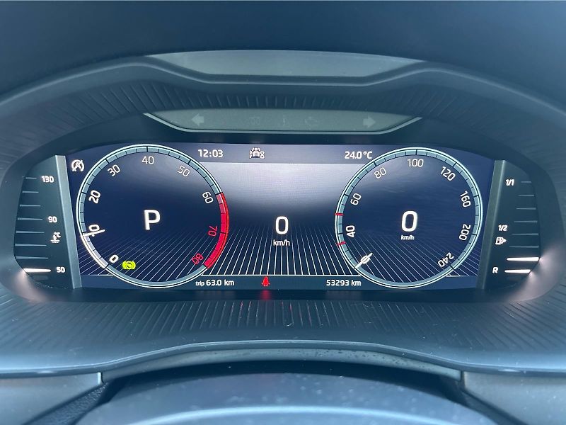 Škoda Kamiq 1.5TSI 110 kW STYLE DSG - fotka 14 z 30