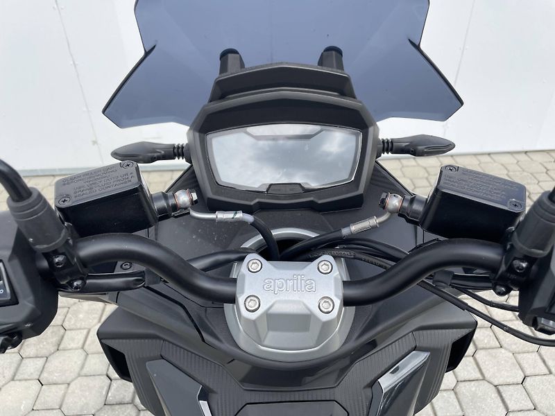 Aprilia (2026) SR GT 200 EU5+ - fotka 9 z 11