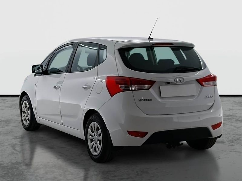 Hyundai ix20 (2016) 1.6 CVVT, Serv.kniha - fotka 4 z 15