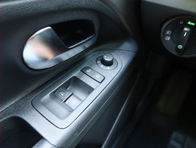Škoda Citigo (2016) 1.0 MPI, Automat, Tempomat - fotka 17 z 18