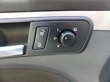 Volkswagen Touran (2010) 1,4  DSG automat - náhled 15