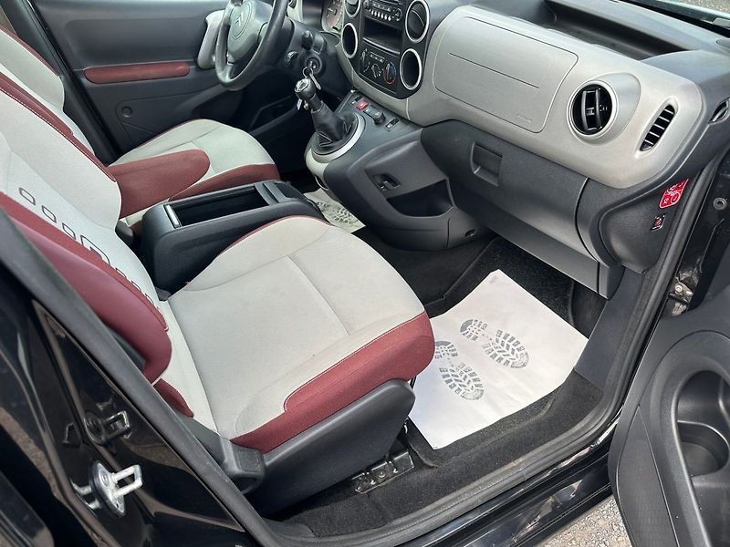 Citroën Berlingo (2010) 1.6i 88kw - fotka 14 z 17