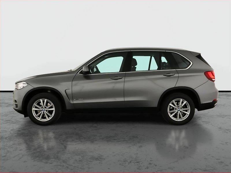BMW X5 (2017) xDrive30d - fotka 3 z 20