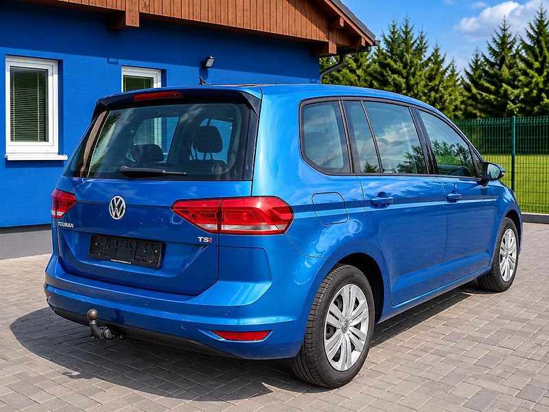Volkswagen Touran (2016) 1.4 tsi  110 kw   7 míst - fotka 3 z 34