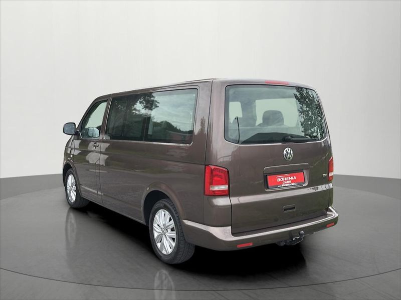 Volkswagen Multivan 2,0 TDi 103 Kw California - fotka 5 z 25