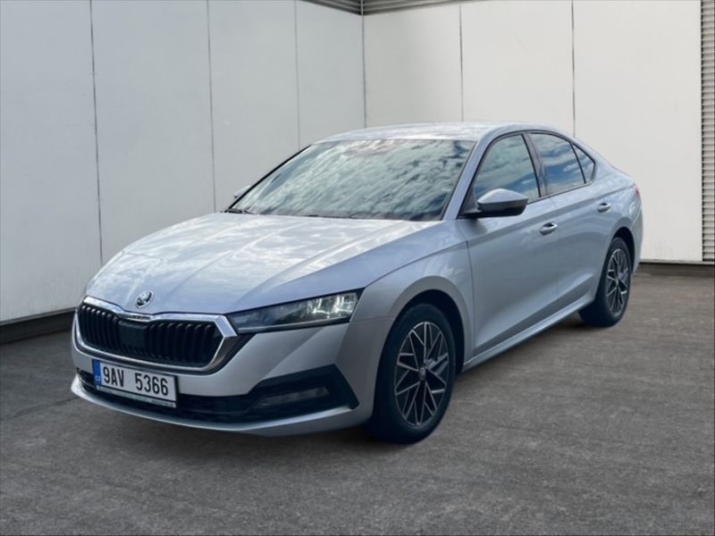 Škoda Octavia 2,0 TDI 85 Ambition AT - fotka 3 z 11