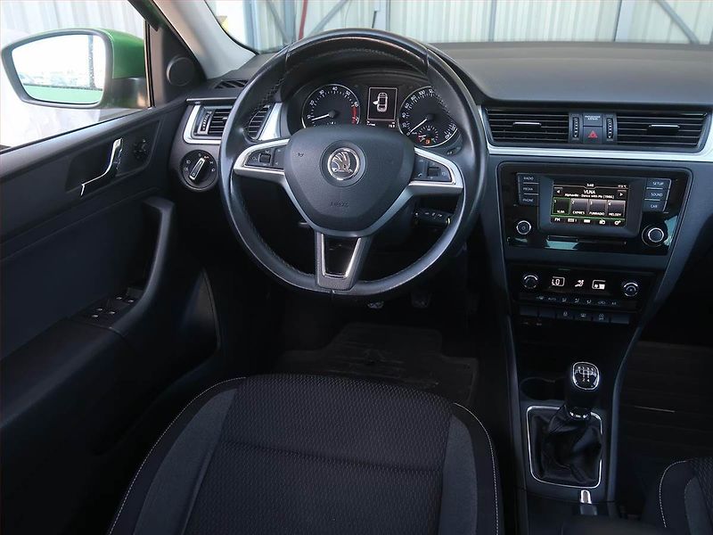 Škoda Rapid (2015) Spaceback 1.2 TSI, Serv.kniha - fotka 7 z 14