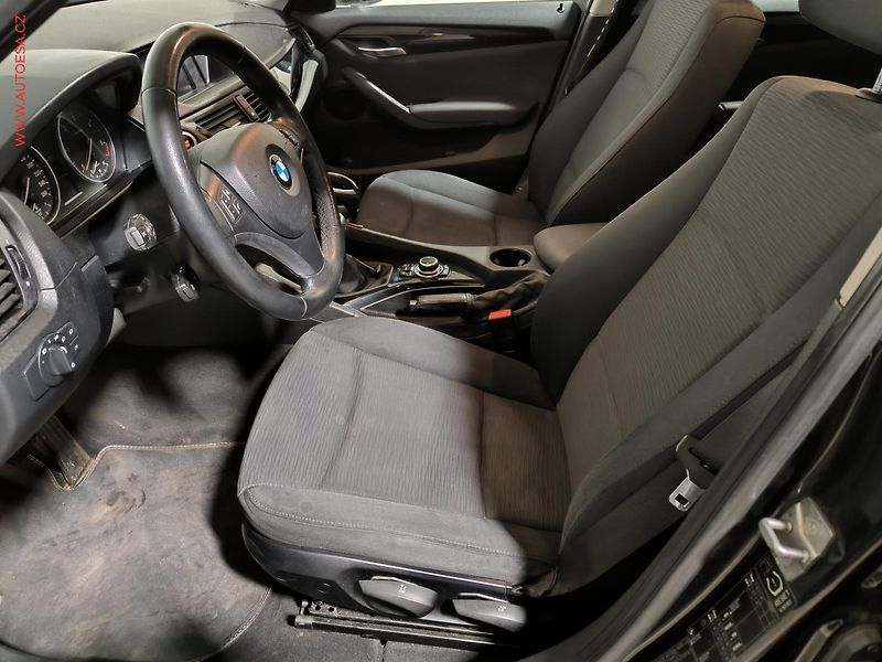 BMW X1 (2010) 2.0d xDrive20d, Navi, bixen - fotka 9 z 16