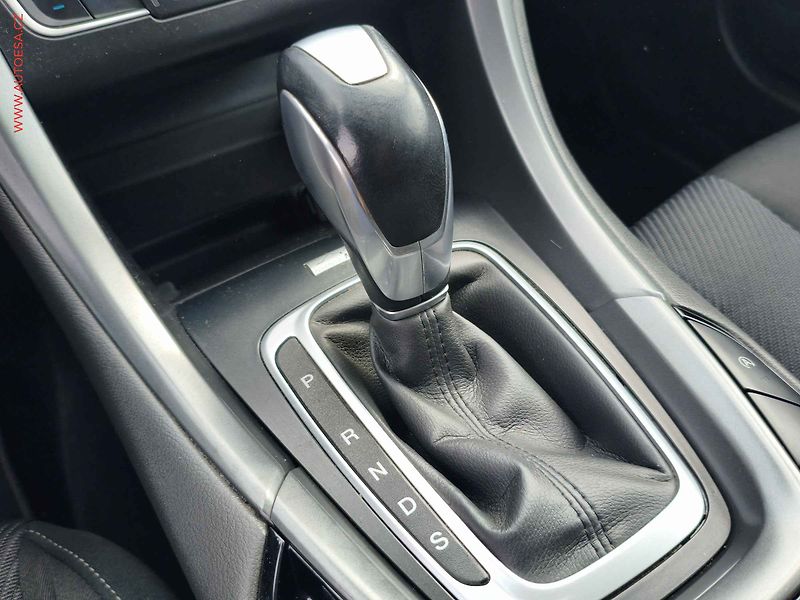 Ford Mondeo (2016) 2.0TDCi 4x4, 2.maj,ČR, AT - fotka 16 z 18