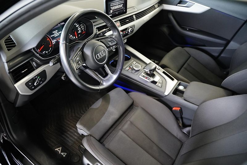 Audi A4 - fotka 15 z 28