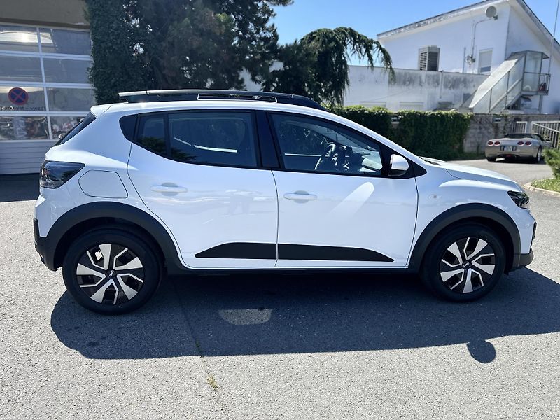 Dacia Sandero (2026) STEPWAY HYBRID 155 - ŘÍJEN - fotka 7 z 12