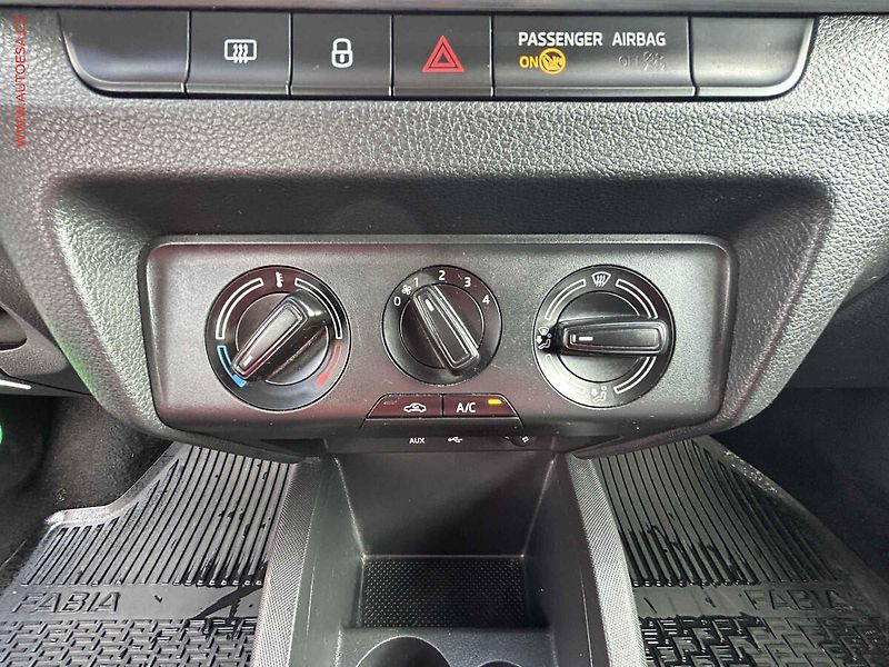 Škoda Fabia (2017) 1.2 TSI, ČR - fotka 14 z 16