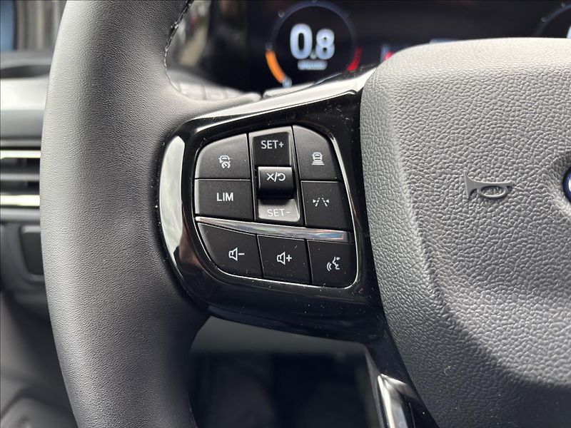 Ford Tourneo Custom 2,0 EcoBlue 125kW L2 Titanium - fotka 28 z 47