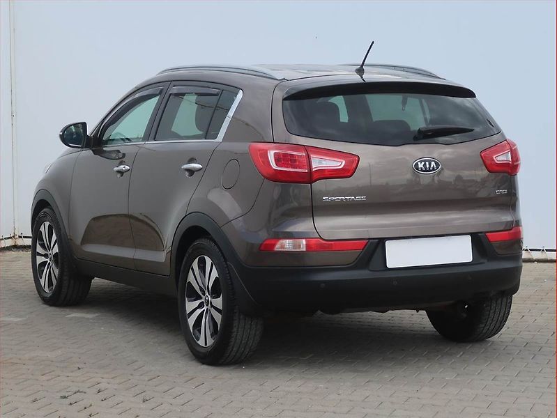 Kia Sportage (2012) Gold 1.7 CRDi, Serv.kniha - fotka 4 z 17