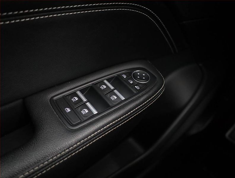 Renault Arkana (2021) E-Tech, Automat, Serv.kniha - fotka 12 z 18