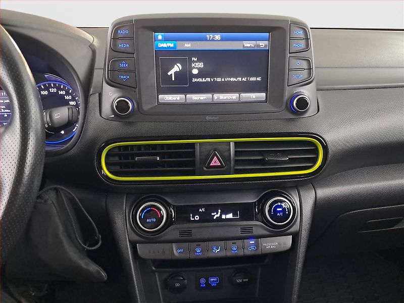 Hyundai Kona (2020) 1.0 T-GDI, ČR,1.maj - fotka 12 z 21