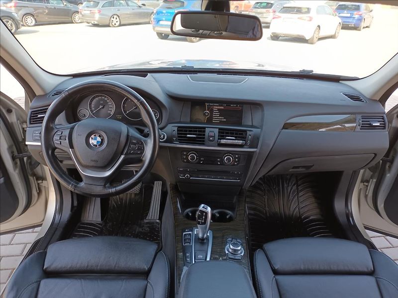 BMW X3 2,0 d,xDrive,KŮŽE,NAVI,TAŽNÉ - fotka 11 z 41