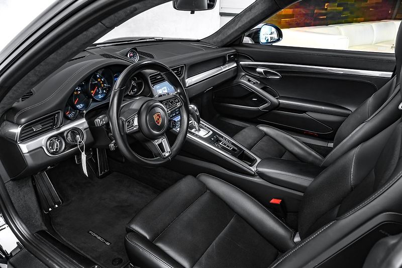 Porsche 911 Carrera 991 Sport Chrono BOSE - fotka 11 z 24