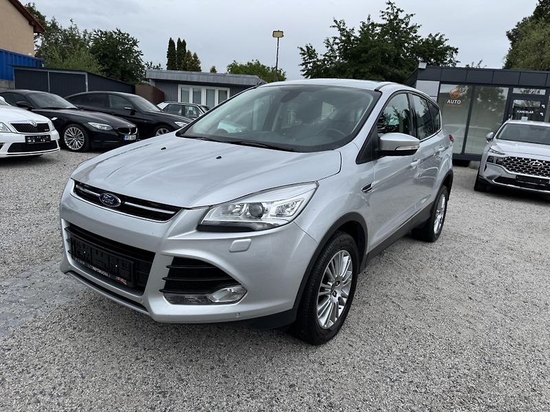Ford Kuga (2014) 1.6 134 kw, 4x4, Bohatá výbava - fotka 4 z 31