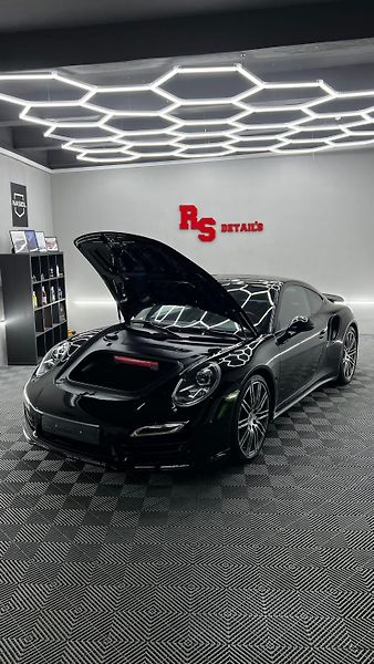 Porsche 911 3.8 TURBO 383 kW - fotka 7 z 24